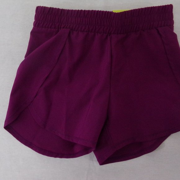 All In Motion Childs Work Out Set XS 4/5 NWT - Picture 5 of 6